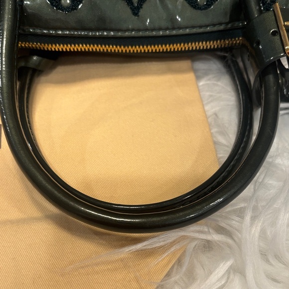 Louis Vuitton Mono Fascination Patent/Lambskin Bag - Picture 8 of 16